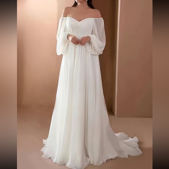 Dresses & Skirts - Luxe elegant off shoulder party formal wedding evening dress